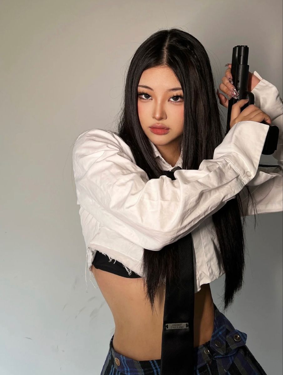 A cozy shot with Sassy girls — straight from Beijing