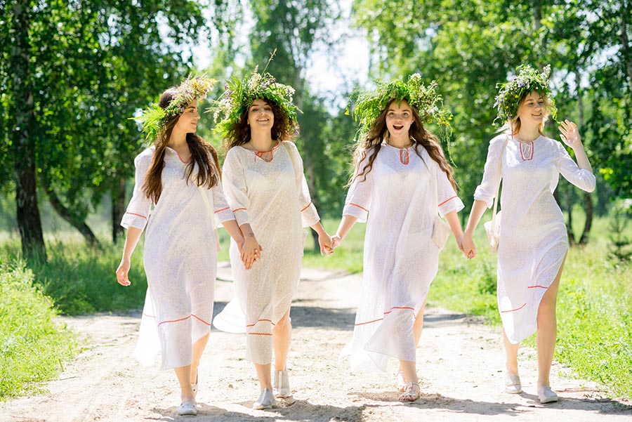 A cozy shot with Slavic girls — straight from Beijing