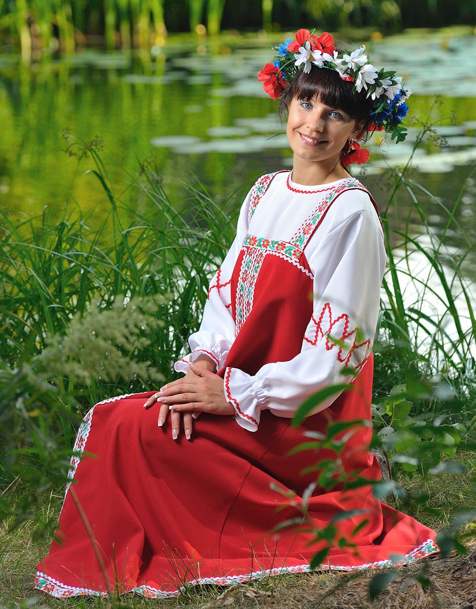 Beautiful girl Girls in Slavic costumes in Beijing