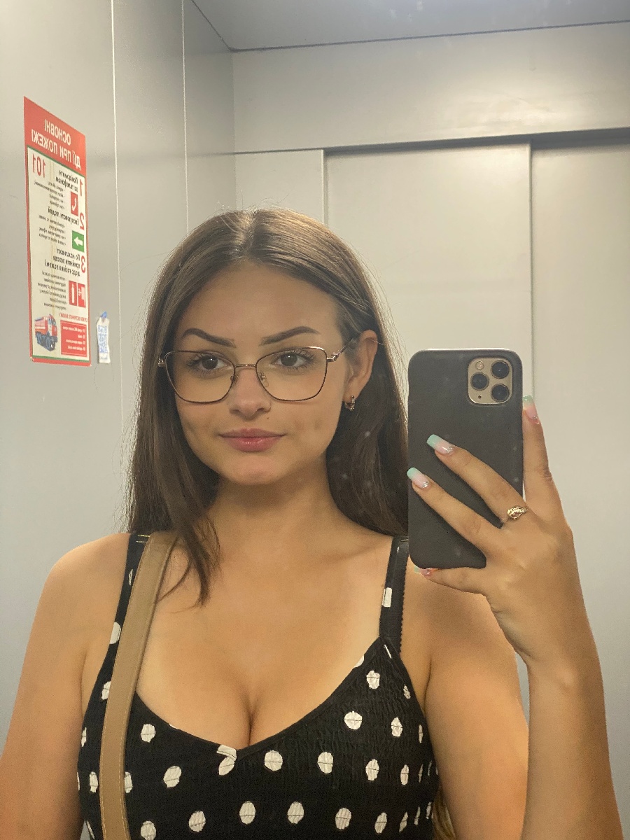 Sexy model Stacy in Beijing